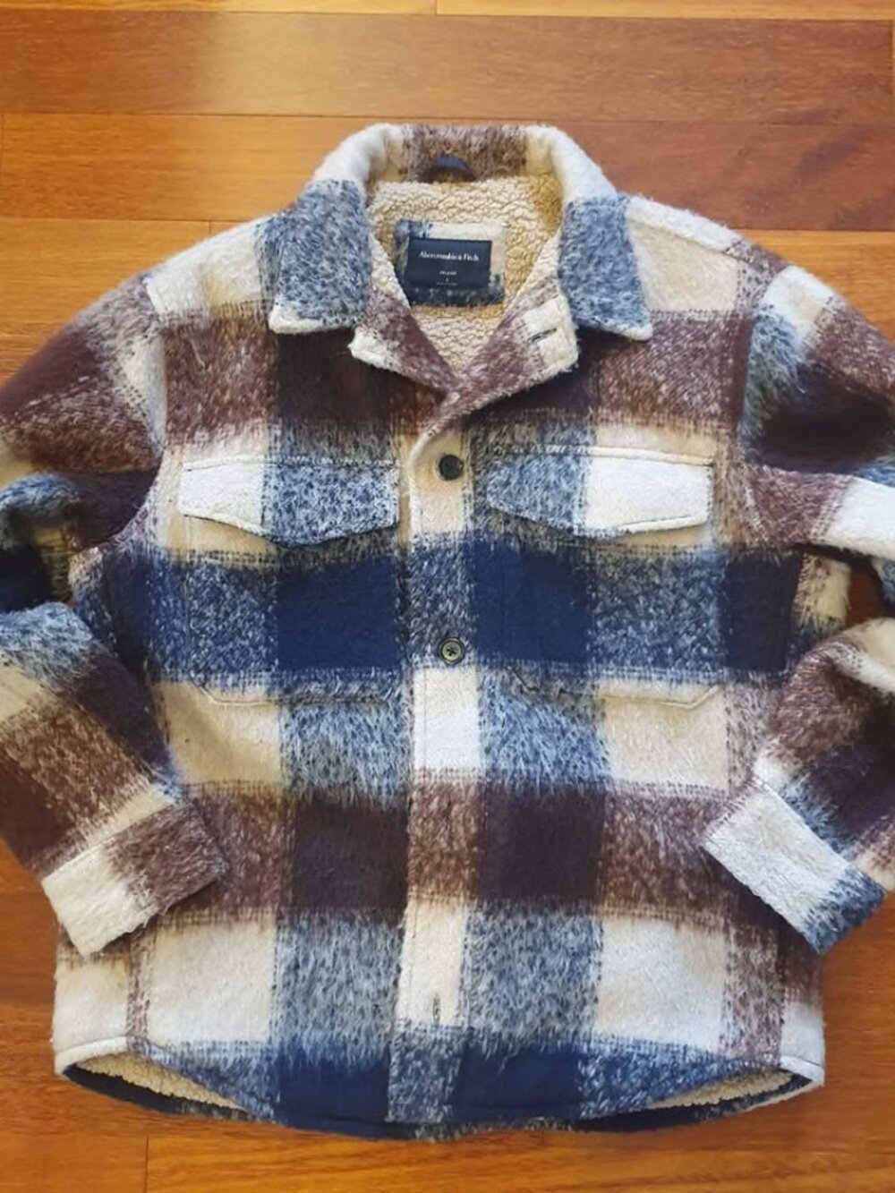 Abercrombie & Fitch Sherpa-Lined Plaid Jacket – Size L (Relaxed Fit)